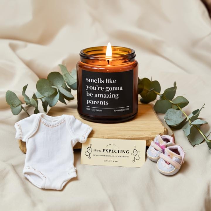 Smells Like You’re Gonna Be Amazing Parents Candle — Personalized Pregnancy Announcement Gift, Hand-Poured Soy Wax