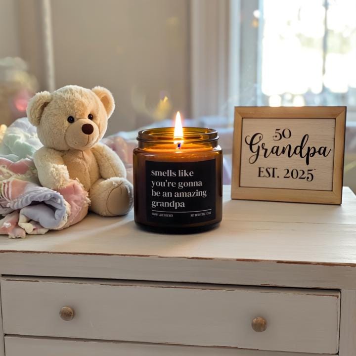 Smells Like You’re Gonna Be an Amazing Grandpa Candle — Pregnancy Announcement Gift, Hand-Poured Soy Wax